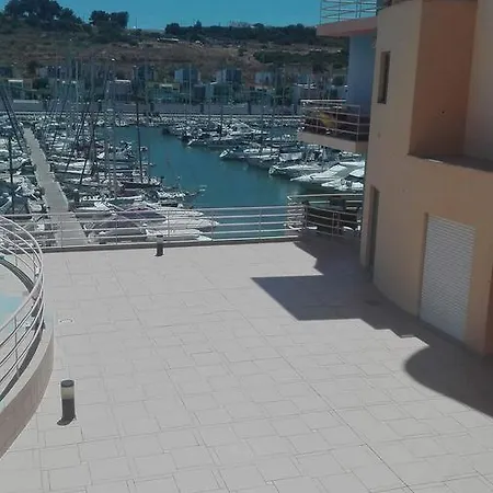 R. Marina De *
